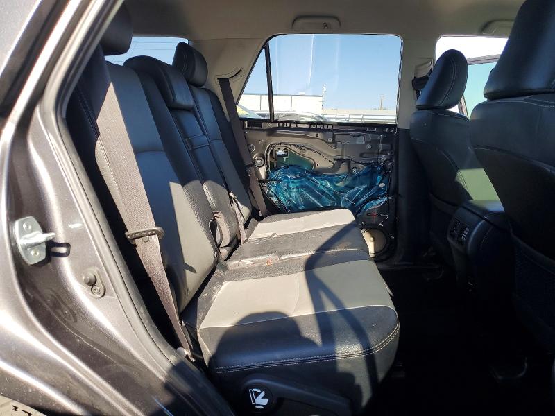 Photo 11 from auction – 2019 TOYOTA 4RUNNER with VIN JTEBU5JR0K5641545