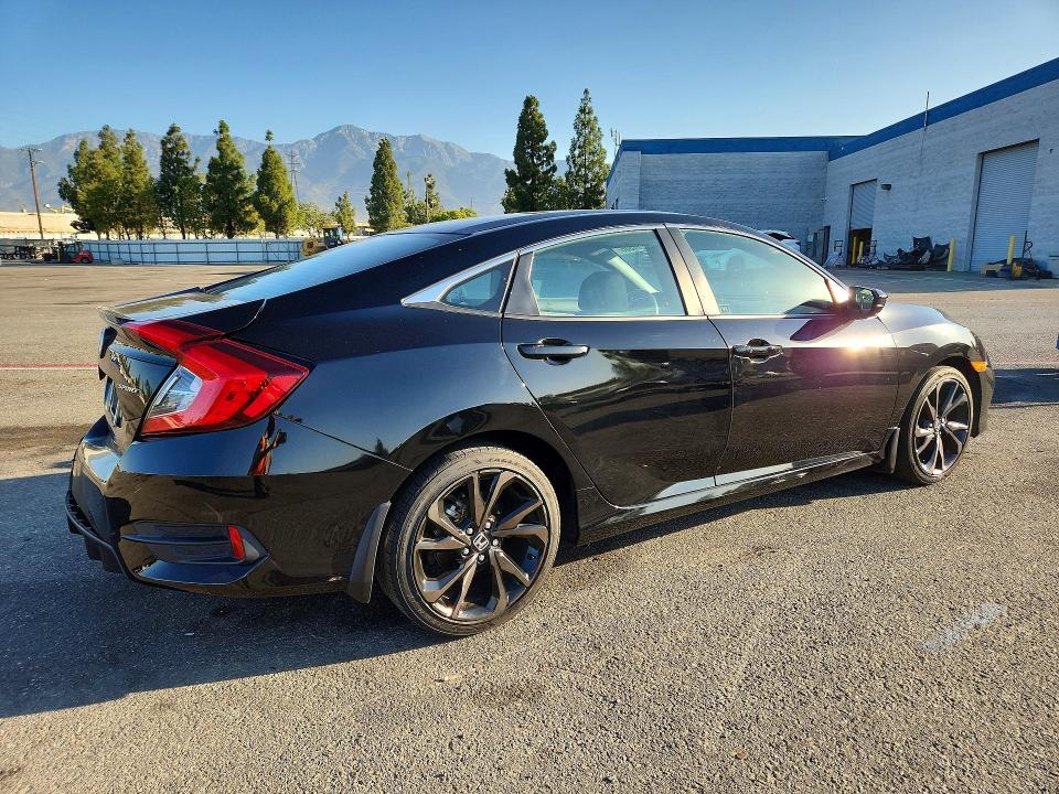 Photo 3 from auction – 2021 HONDA CIVIC with VIN 2HGFC2F81MH534895
