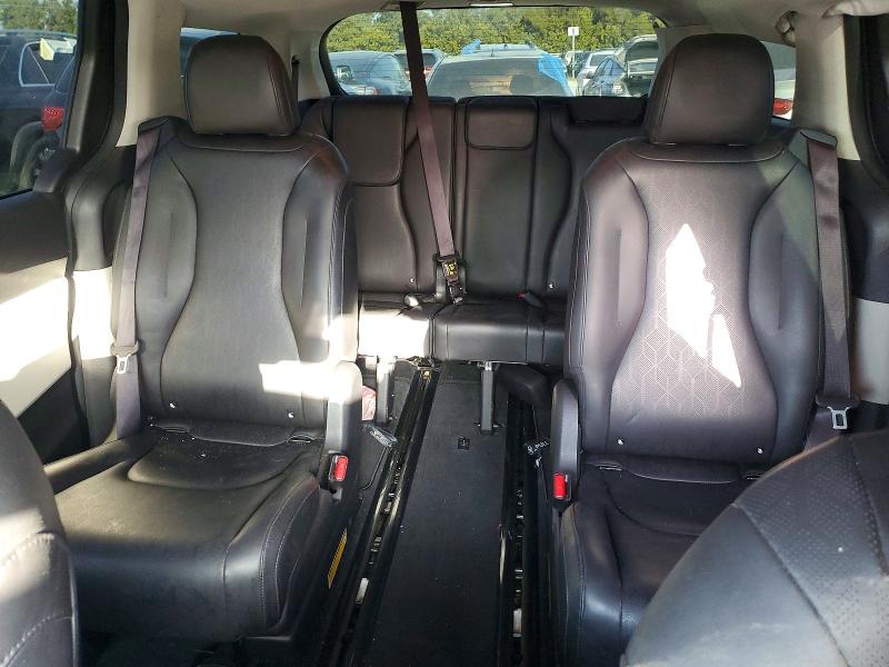Photo 10 from auction – 2022 KIA CARNIVAL with VIN KNDNB4H32N6094330