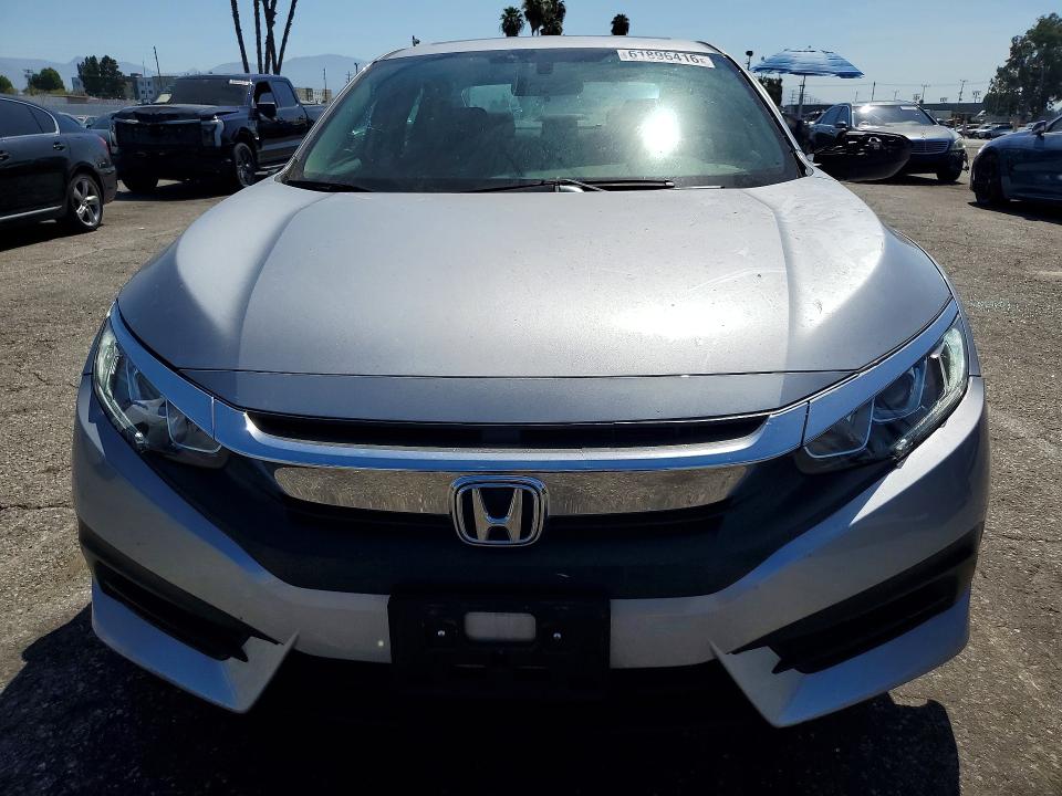 Фото 5 с аукциона – 2017 HONDA CIVIC с VIN 2HGFC2F79HH550131