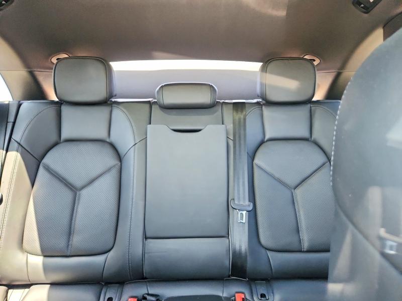 Photo 10 from auction – 2018 PORSCHE MACAN with VIN WP1AA2A51JLB23778