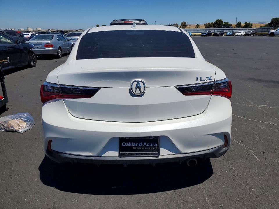 Photo 6 from auction – 2019 ACURA ILX with VIN 19UDE2F33KA014585