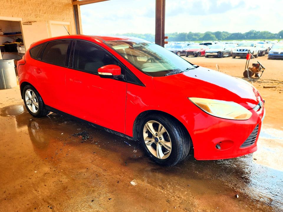 Photo 4 from auction – 2014 FORD FOCUS with VIN 1FADP3K20EL410001