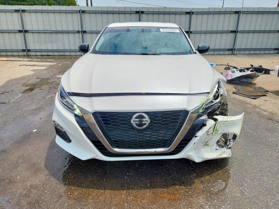 Photo 5 from auction – 2019 NISSAN ALTIMA with VIN 1N4BL4CV7KN312603