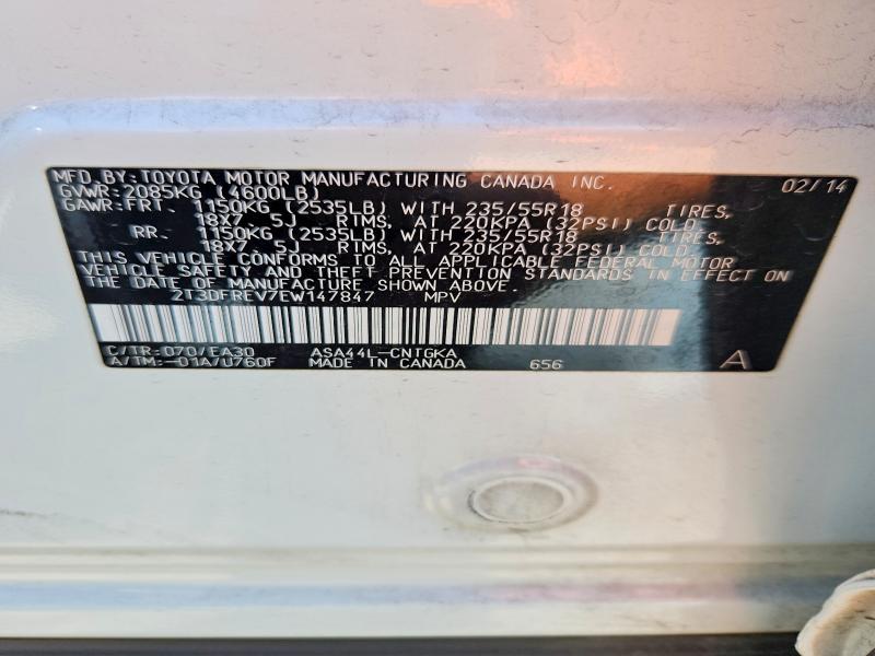 Photo 14 from auction – 2014 TOYOTA RAV4 with VIN 2T3DFREV7EW147847