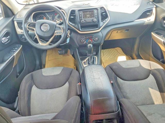 Photo 8 from auction – 2017 JEEP CHEROKEE with VIN 1C4PJLAB4HW663271