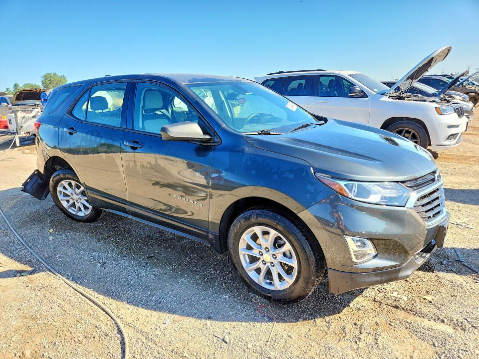 Photo 4 from auction – 2019 CHEVROLET EQUINOX with VIN 3GNAXHEV4KS657924