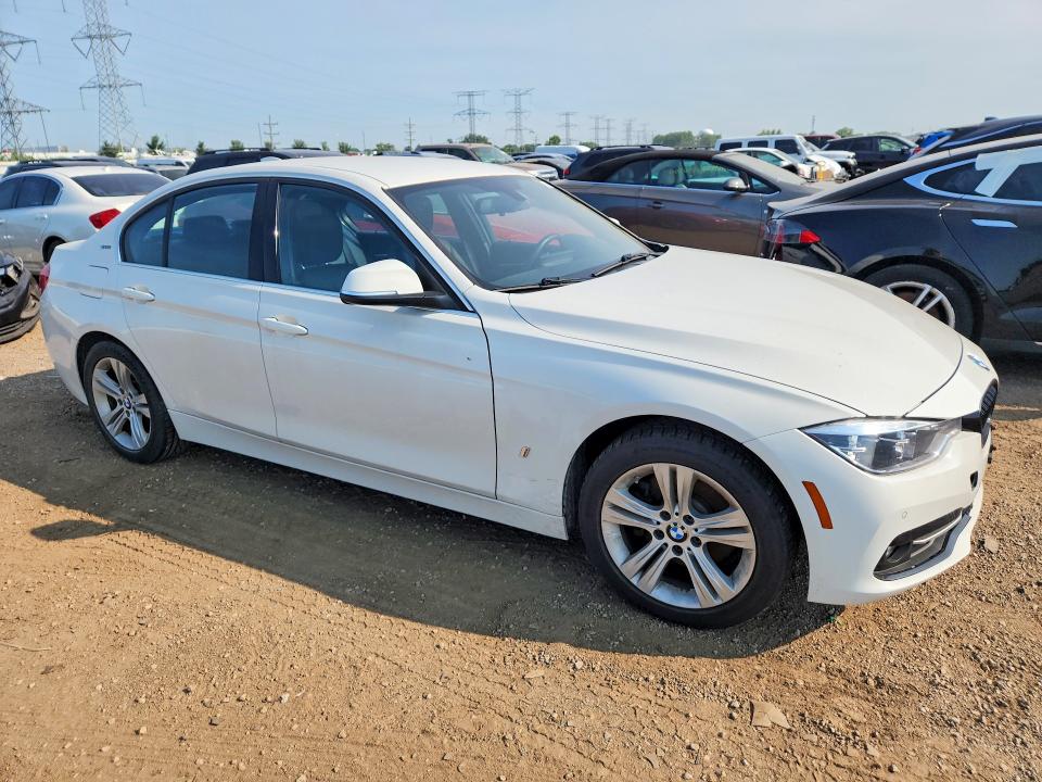 Photo 4 from auction – 2017 BMW 3 with VIN WBA8E1C31HA029302