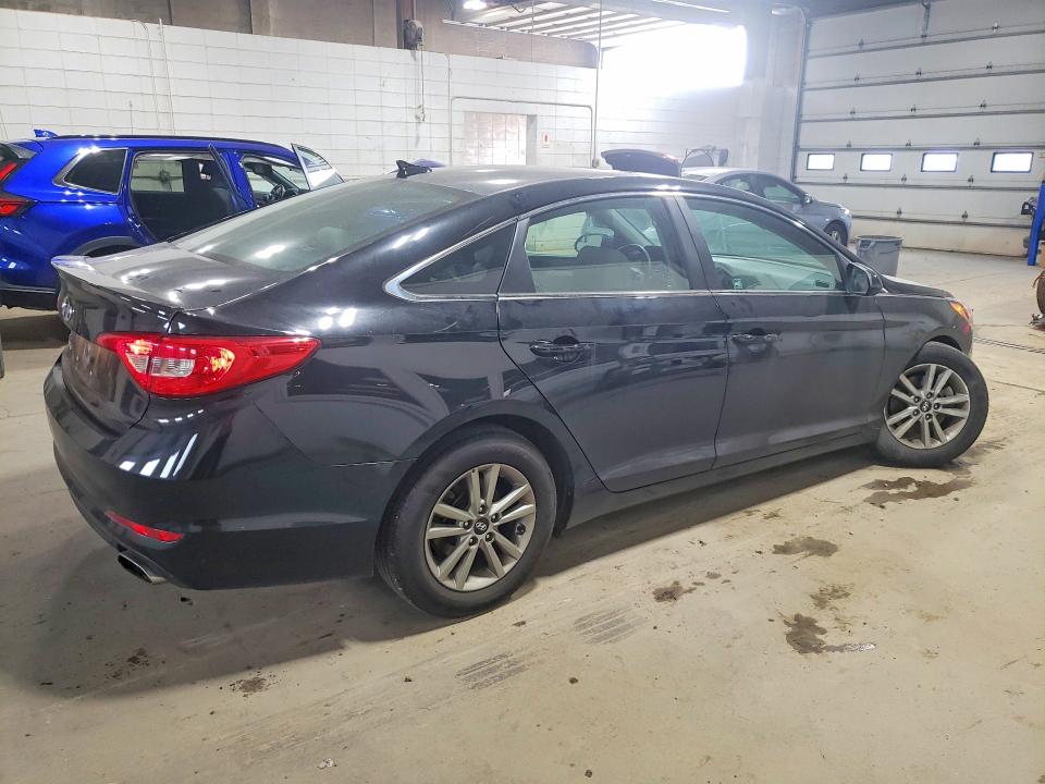 Photo 3 from auction – 2016 HYUNDAI SONATA with VIN 5NPE24AF8GH296134