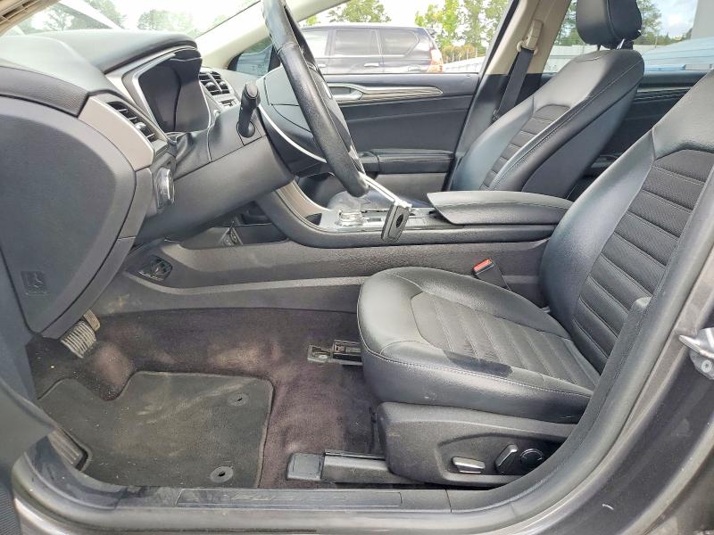 Photo 7 from auction – 2017 FORD FUSION with VIN 3FA6P0LU3HR295875