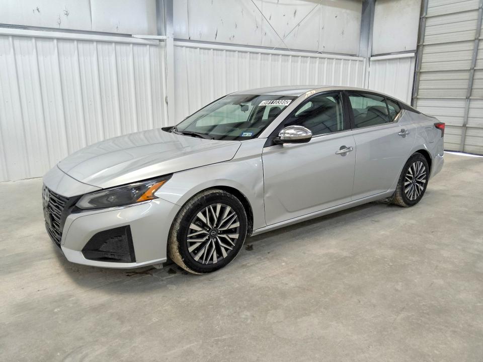 NISSAN ALTIMA 2024 with VIN 1N4BL4DV6RN346122 - Photo from auction
