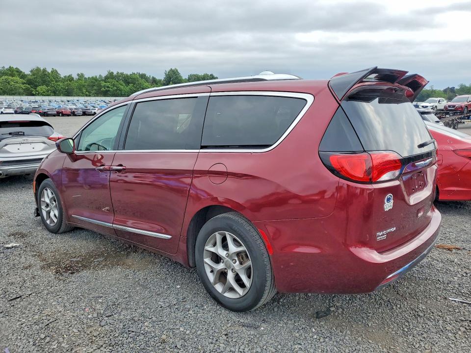 Photo 2 from auction – 2018 CHRYSLER PACIFICA with VIN 2C4RC1EG1JR270730