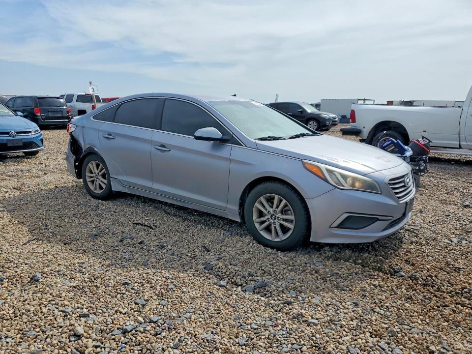 Photo 4 from auction – 2017 HYUNDAI SONATA with VIN 5NPE24AF5HH547869