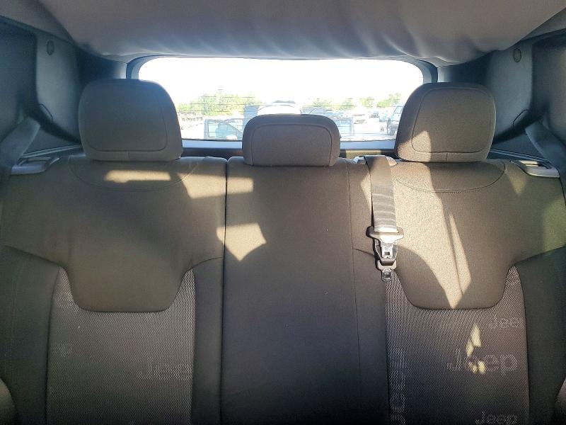 Photo 10 from auction – 2017 JEEP RENEGADE with VIN ZACCJABBXHPF17052