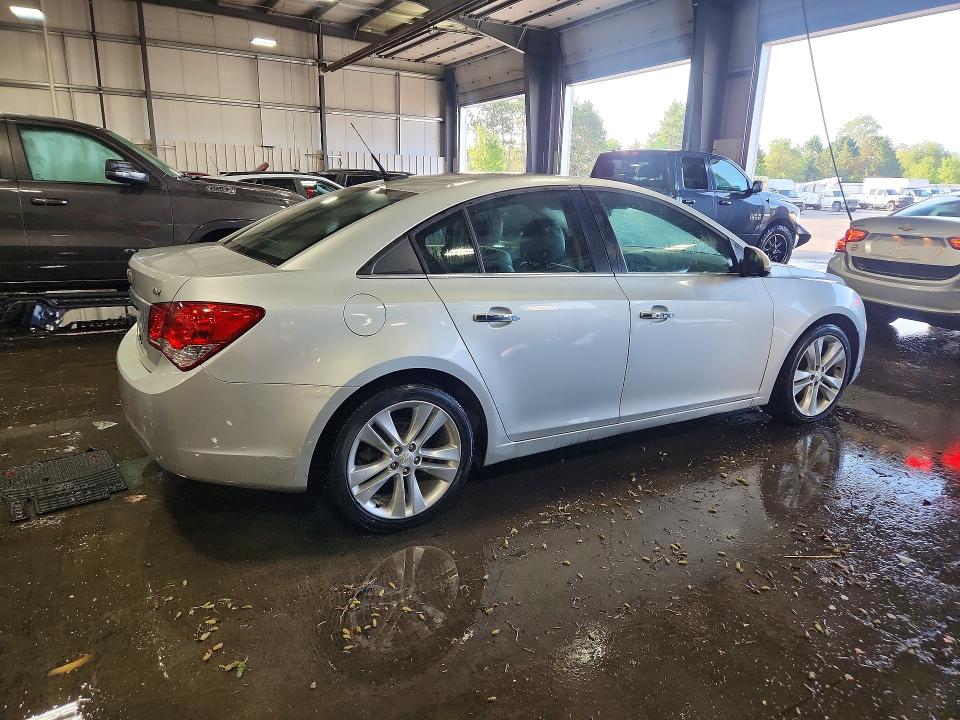 Photo 3 from auction – 2012 CHEVROLET CRUZE with VIN 1G1PH5SC9C7351604