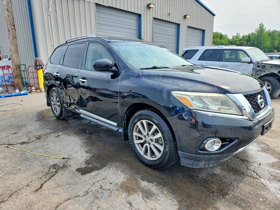 Photo 4 from auction – 2015 NISSAN PATHFINDER with VIN 5N1AR2MN5FC627114