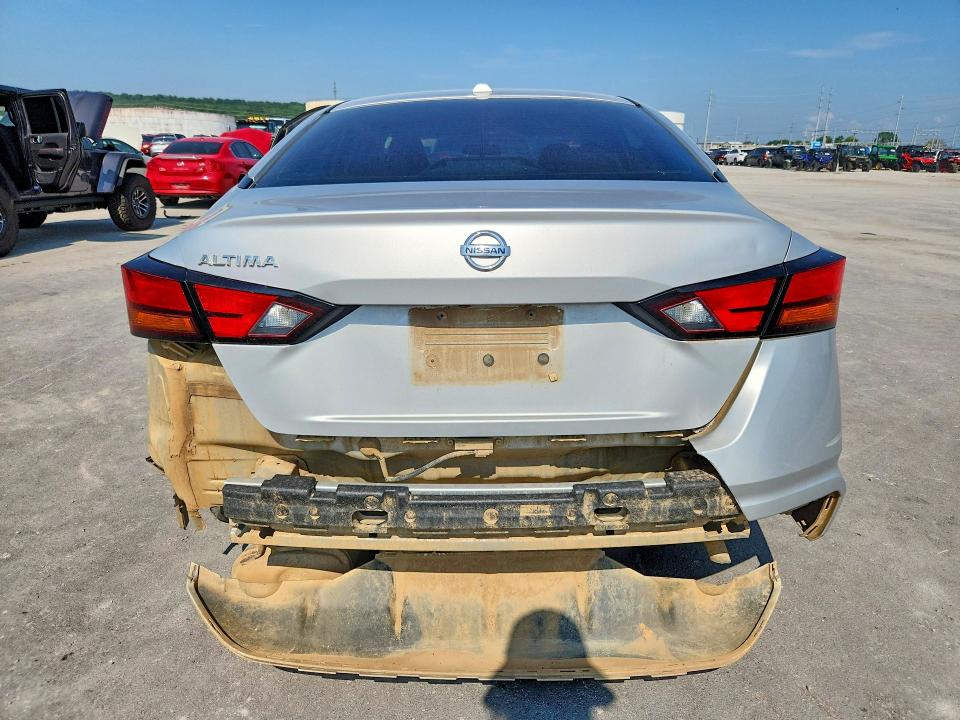 Photo 6 from auction – 2020 NISSAN ALTIMA with VIN 1N4BL4BV8LC164198