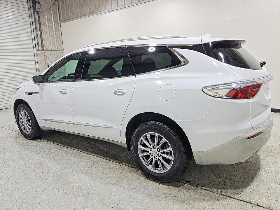 Photo 2 from auction – 2023 BUICK ENCLAVE with VIN 5GAERBKW0PJ260073