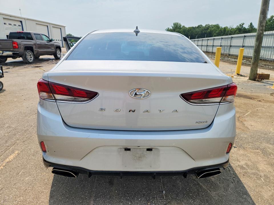 Photo 6 from auction – 2019 HYUNDAI SONATA with VIN 5NPE34AF1KH815515