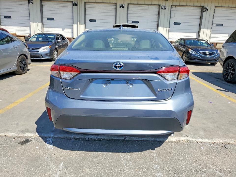 Photo 6 from auction – 2021 TOYOTA COROLLA with VIN JTDEAMDEXMJ027318