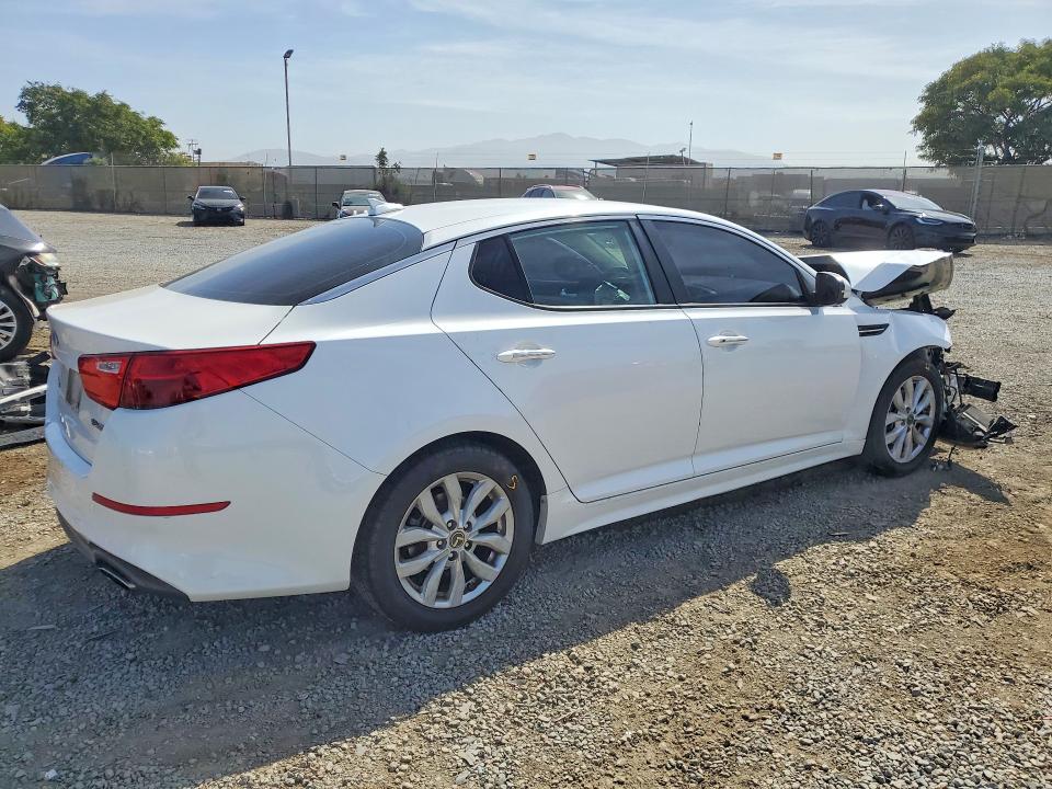 Photo 3 from auction – 2015 KIA OPTIMA with VIN 5XXGN4A78FG448979
