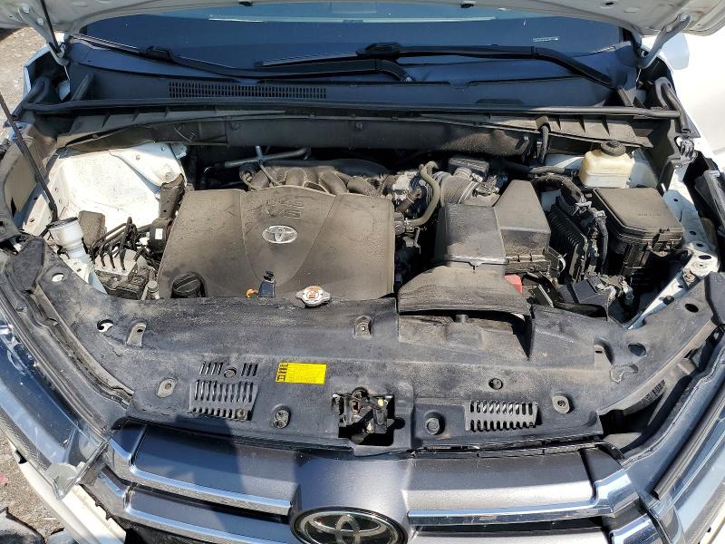 Photo 12 from auction – 2017 TOYOTA HIGHLANDER with VIN 5TDDZRFHXHS467430