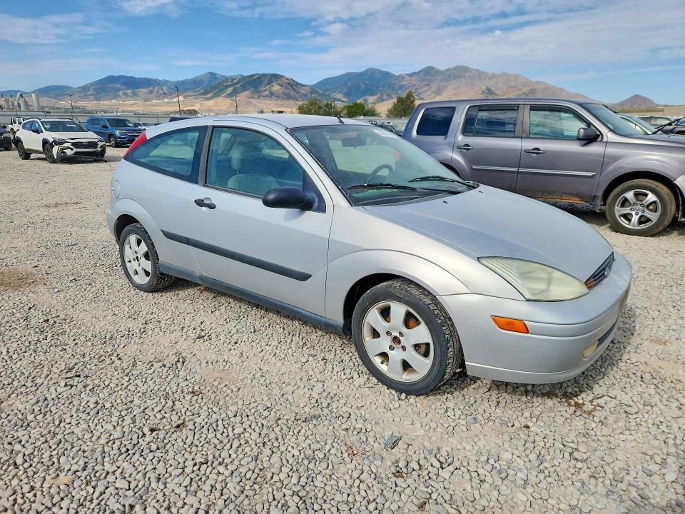 Фото 4 с аукциона – 2002 FORD FOCUS с VIN 3FAFP31332R168840