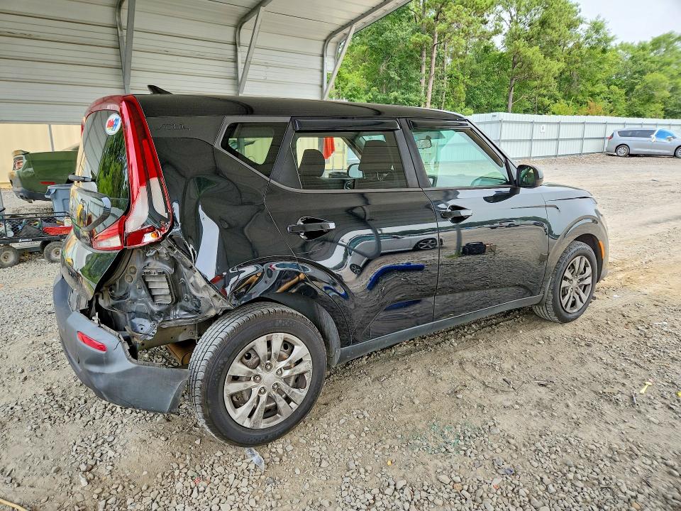 Photo 3 from auction – 2020 KIA SOUL with VIN KNDJ23AU4L7004131