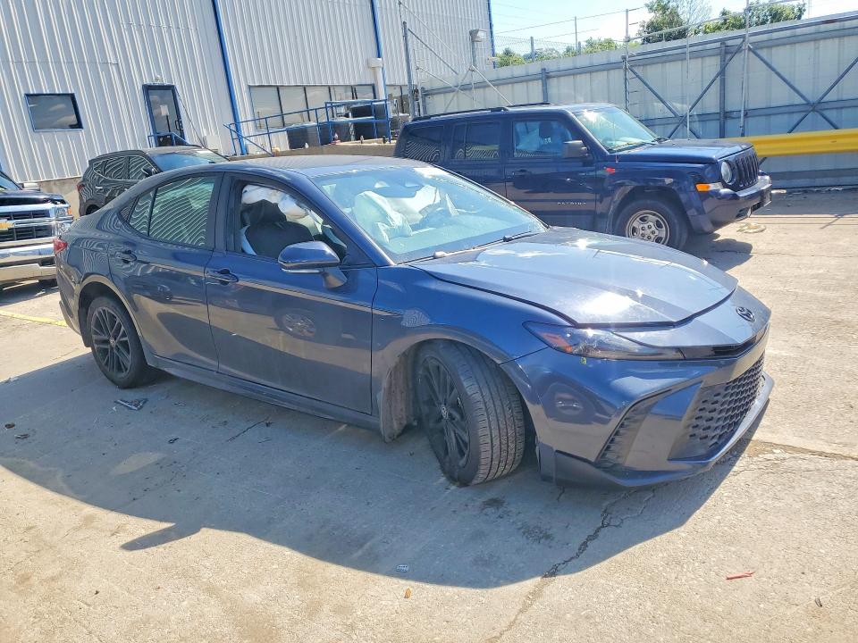 Photo 4 from auction – 2026 TOYOTA CAMRY with VIN 4T1DAACK7TU683776