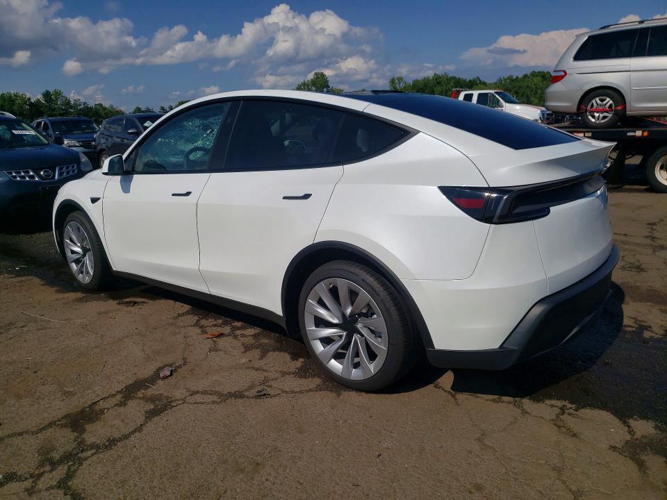 Photo 2 from auction – 2026 TESLA MODEL Y with VIN 7SAYGDEE1TA387447