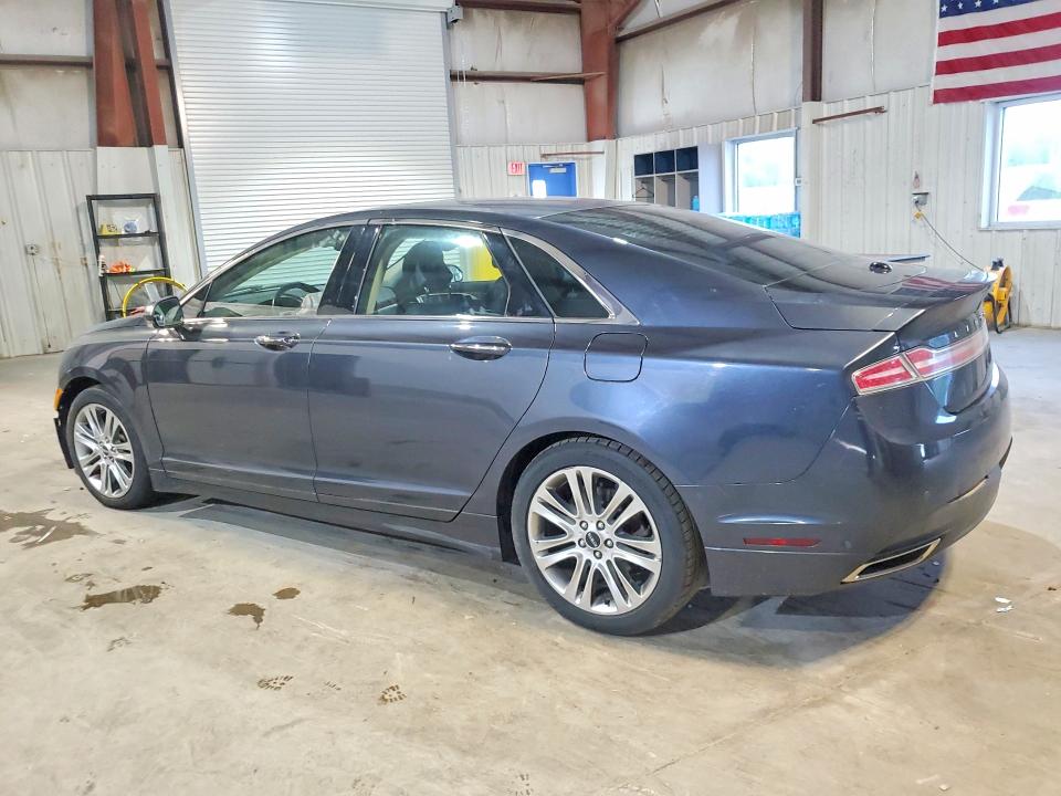 Photo 2 from auction – 2013 LINCOLN MKZ with VIN 3LN6L2LU2DR824336