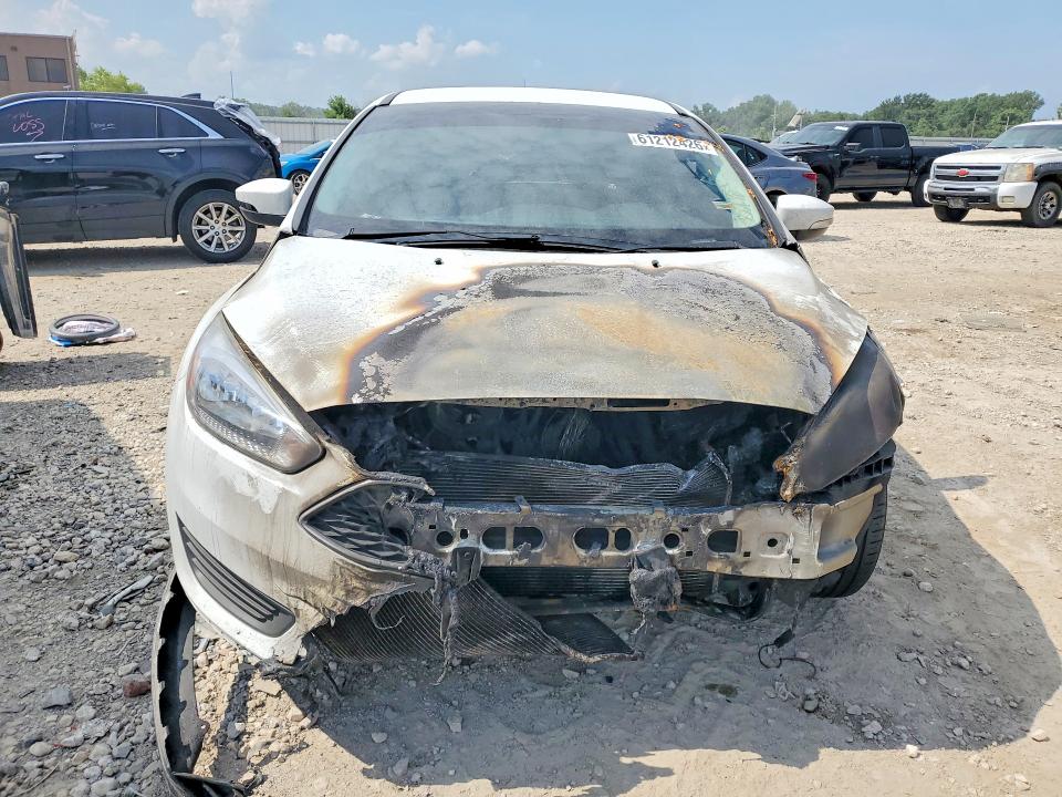 Photo 5 from auction – 2017 FORD FOCUS with VIN 1FADP3F27HL332895