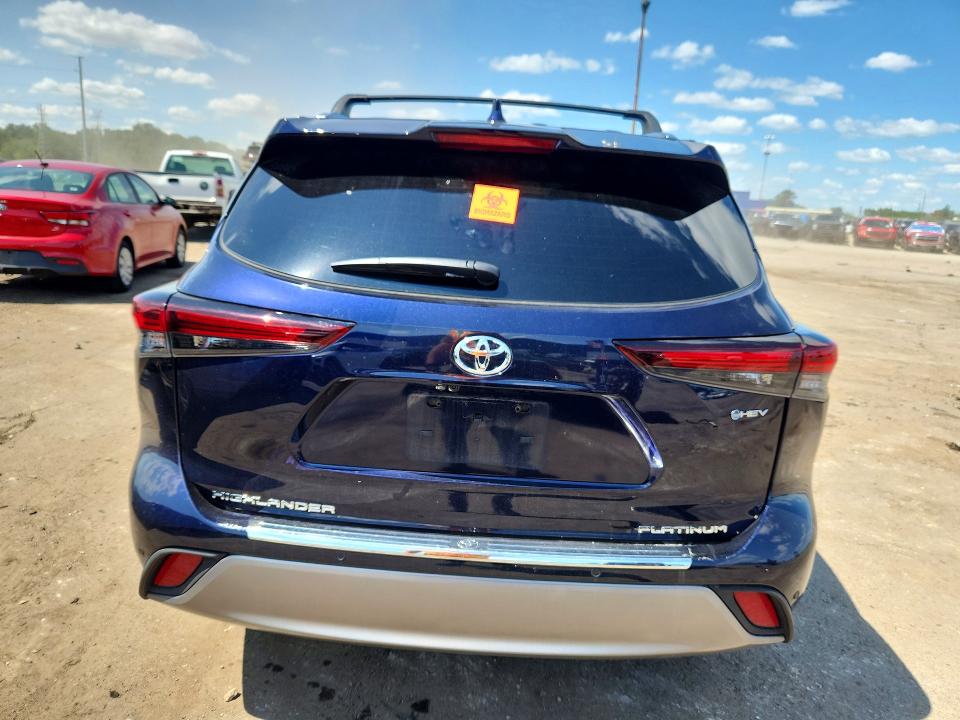 Снимка 6 от търг – 2026 TOYOTA HIGHLANDER HYBRID с VIN 5TDEBRCH7TS713498