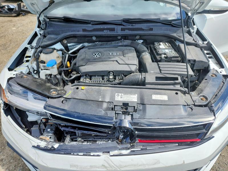 Photo 11 from auction – 2018 VOLKSWAGEN JETTA with VIN 3VW4T7AJ7JM254955