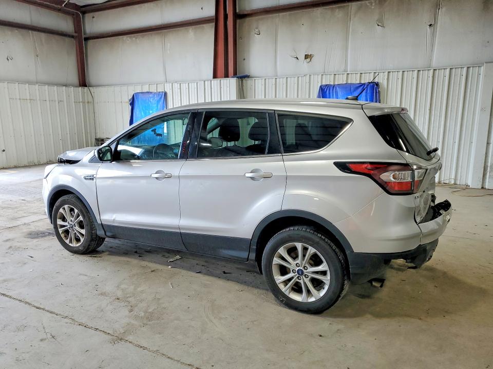 Photo 2 from auction – 2017 FORD ESCAPE with VIN 1FMCU9GD6HUA84940