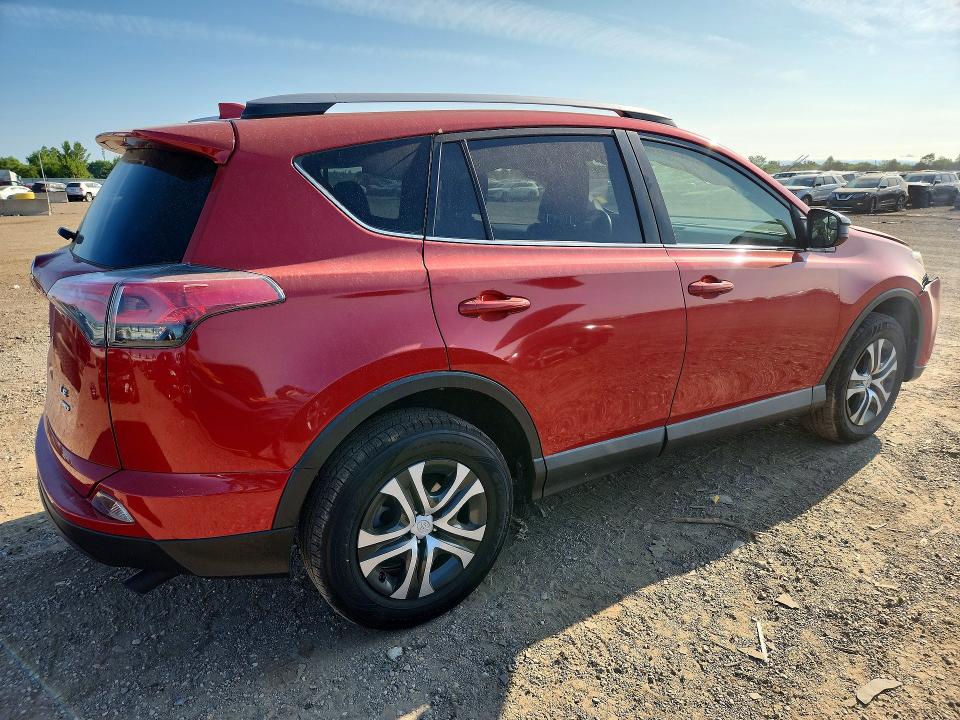 Photo 3 from auction – 2016 TOYOTA RAV4 with VIN JTMBFREV3GJ095416