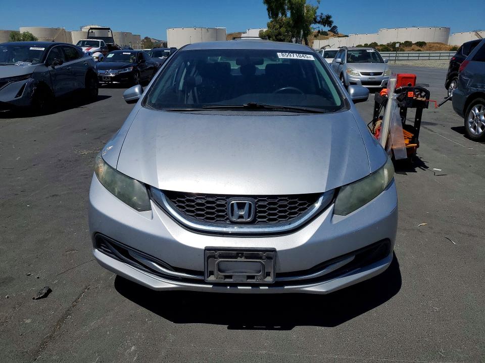Photo 5 from auction – 2015 HONDA CIVIC with VIN 2HGFB2F51FH534679