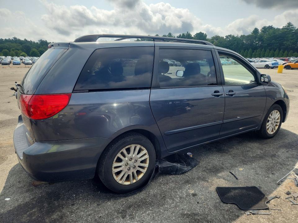 Photo 3 from auction – 2010 TOYOTA SIENNA with VIN 5TDYK4CCXAS327532