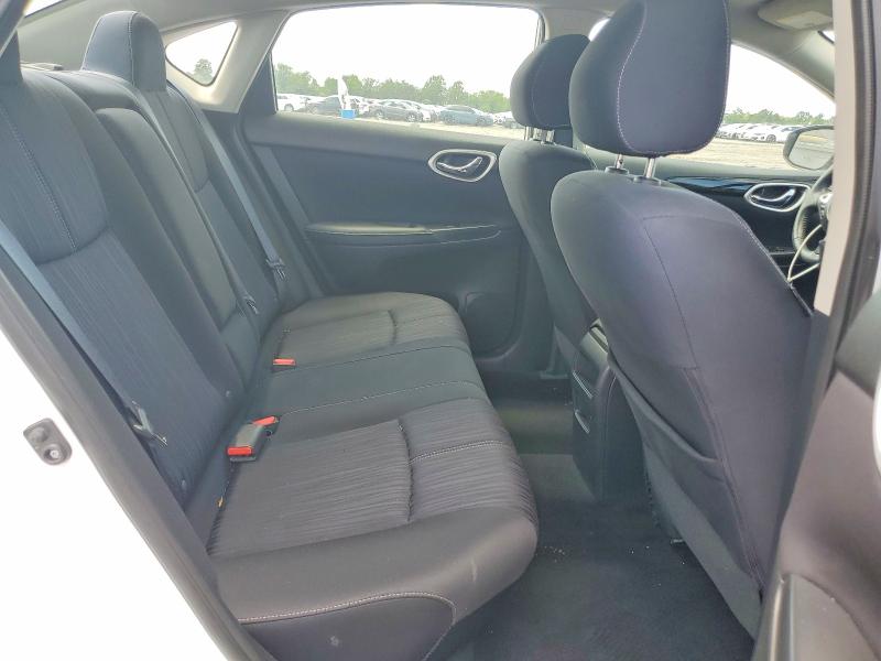 Photo 10 from auction – 2016 NISSAN SENTRA with VIN 3N1AB7AP1GL648384