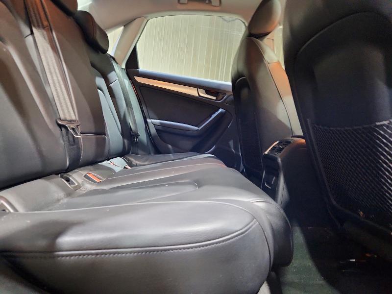 Снимка 10 от търг – 2010 AUDI A4 с VIN WAUFFAFL0AN068767