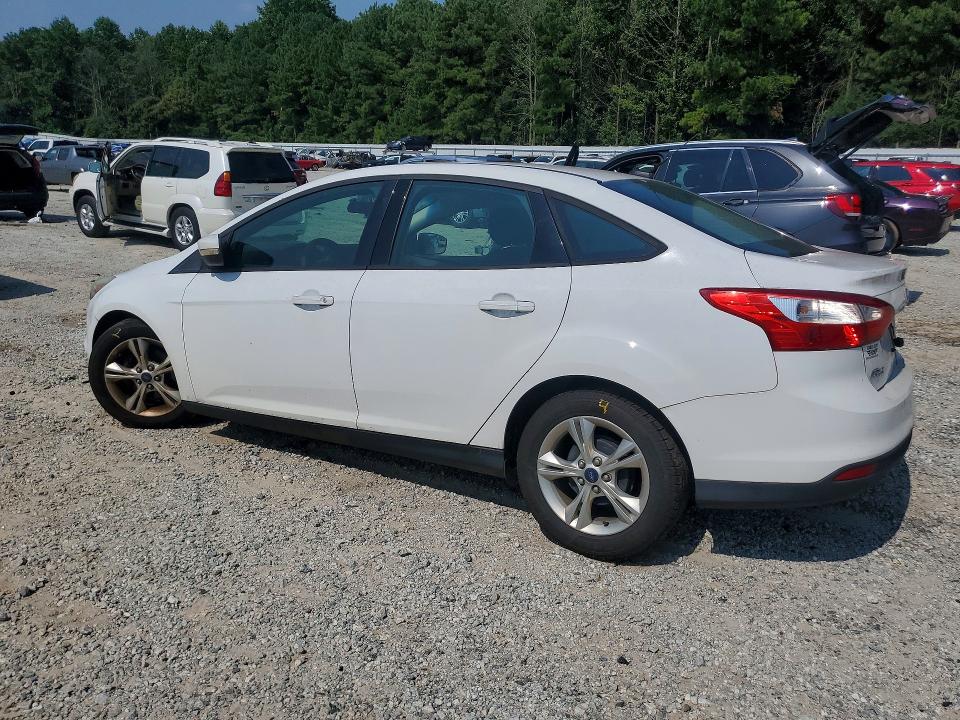 Photo 2 from auction – 2013 FORD FOCUS with VIN 1FADP3F28DL379993