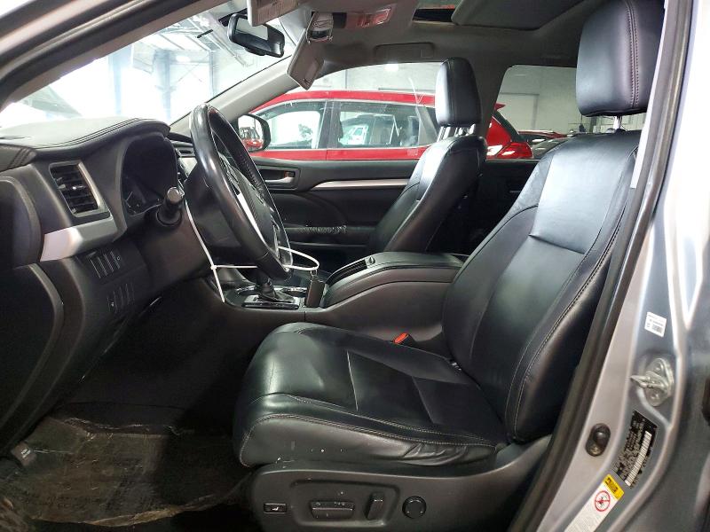 Photo 7 from auction – 2015 TOYOTA HIGHLANDER with VIN 5TDJKRFH6FS178193