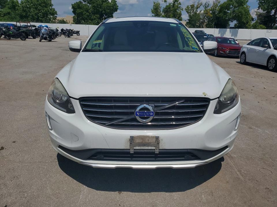 Photo 5 from auction – 2015 VOLVO XC60 with VIN YV4612RK7F2673871