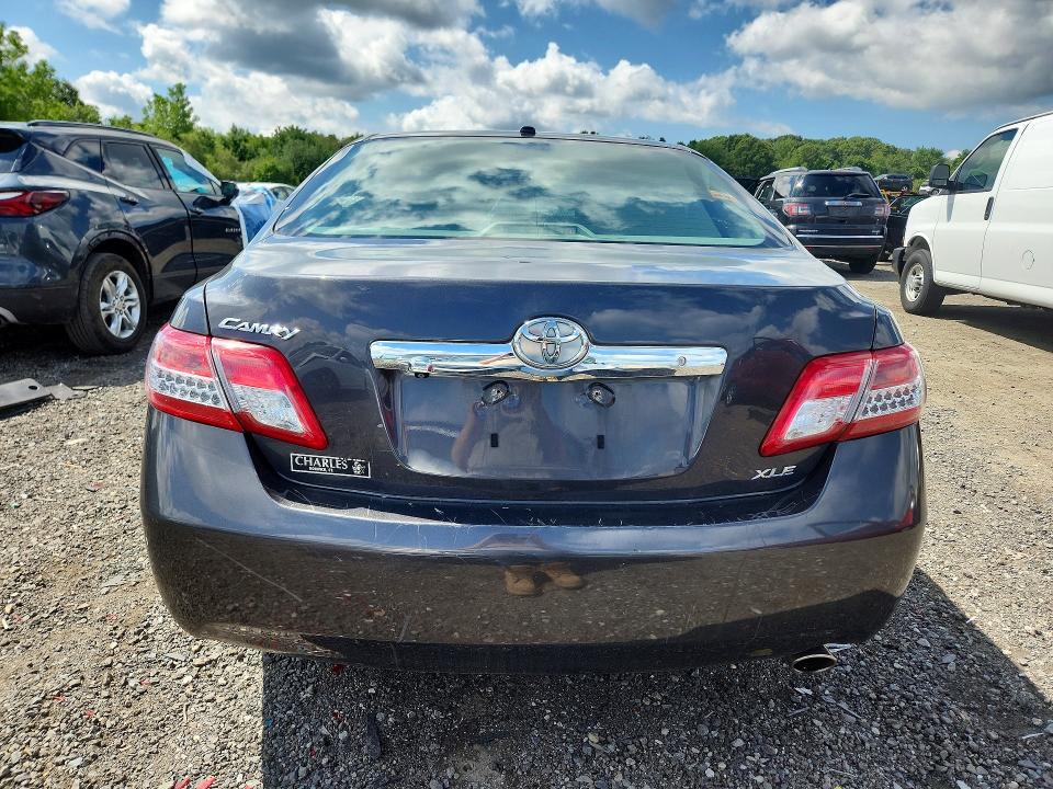 Photo 6 from auction – 2011 TOYOTA CAMRY with VIN 4T1BF3EK4BU137095