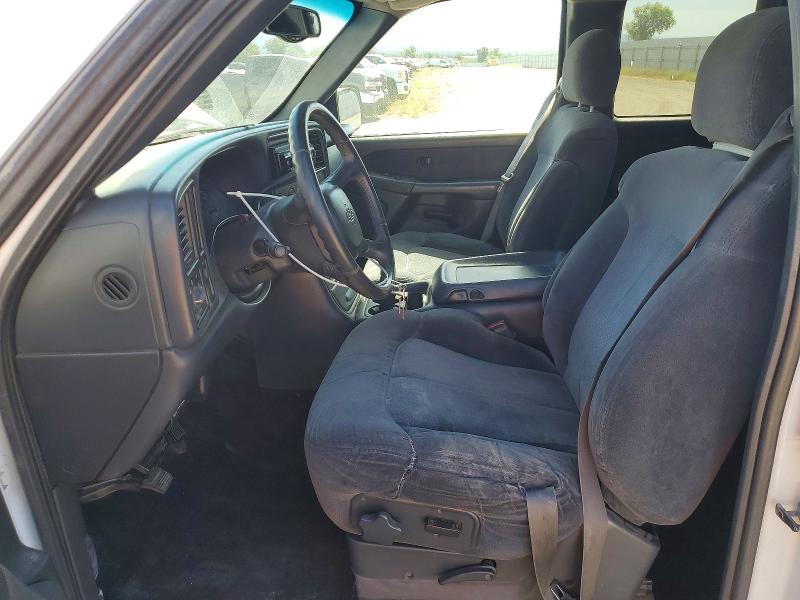 Photo 7 from auction – 2001 CHEVROLET SILVERADO with VIN 2GCEC19TX11114903