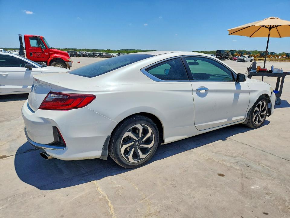 Photo 3 from auction – 2016 HONDA ACCORD with VIN 1HGCT1B39GA005656