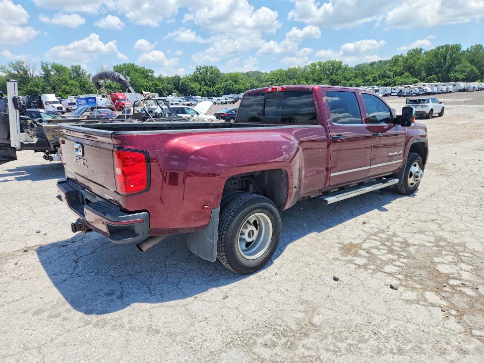 Photo 3 from auction – 2017 GMC SIERRA with VIN 1GT42YEG7HF103084