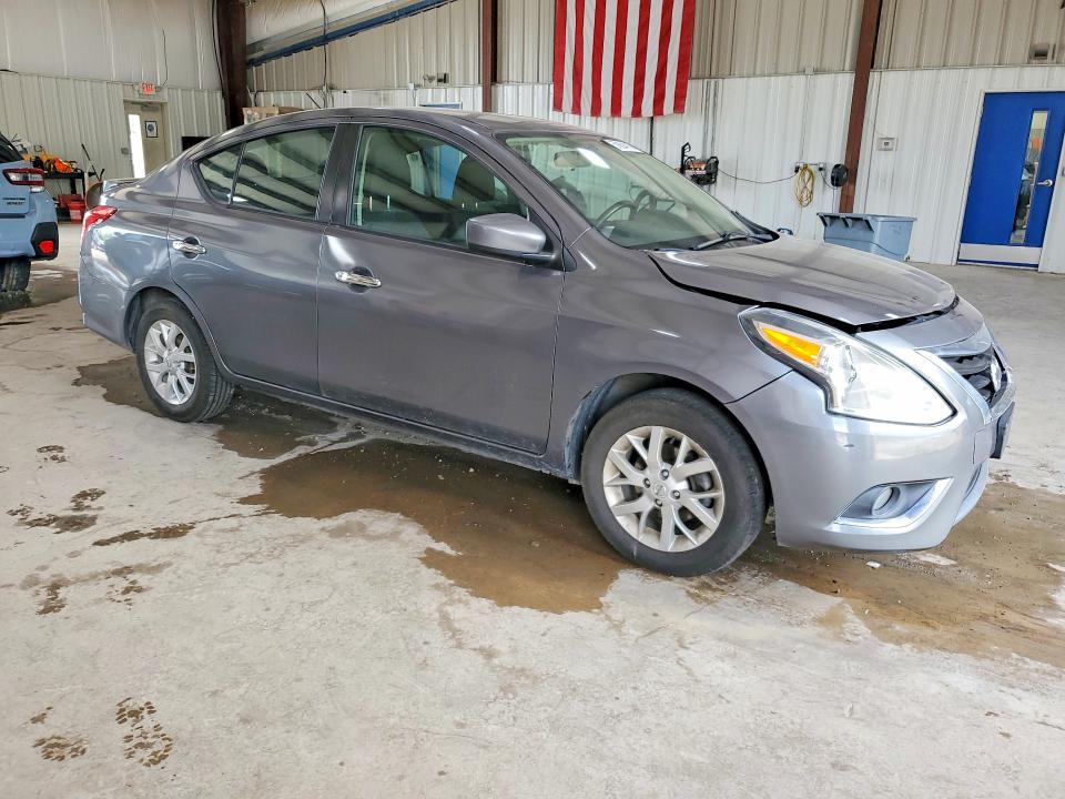 Photo 4 from auction – 2018 NISSAN VERSA with VIN 3N1CN7AP7JL877966