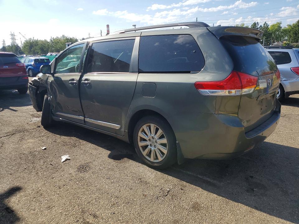 Photo 2 from auction – 2012 TOYOTA SIENNA with VIN 5TDDK3DC6CS033300