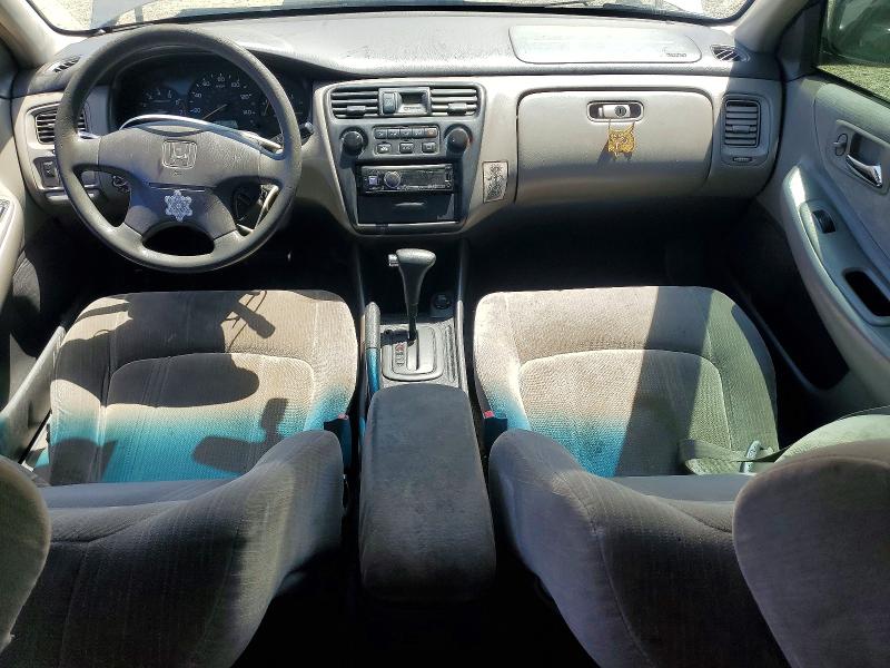 Photo 8 from auction – 2000 HONDA ACCORD with VIN 1HGCG1645YA058377